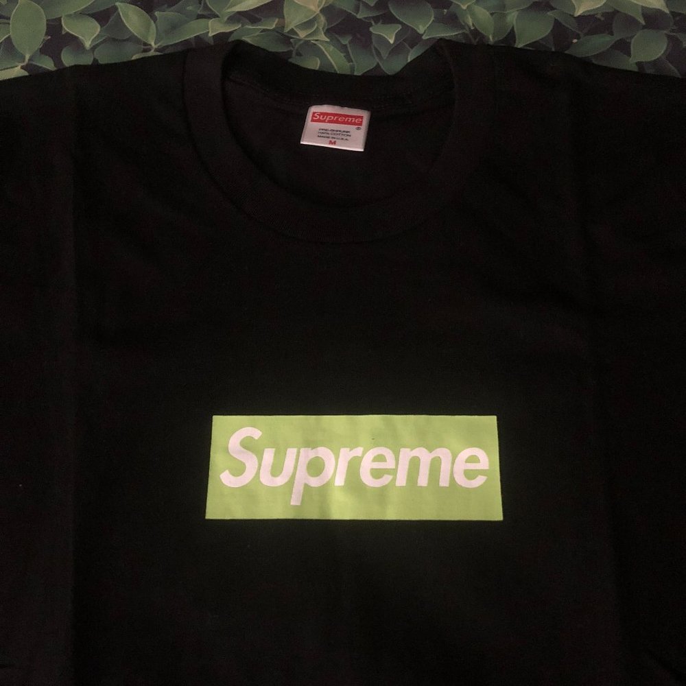 Supreme Black / Lime Box Logo Tee
